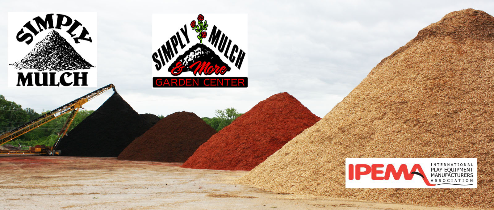 Piles of mulch in several colors at the Simply Mulch yard